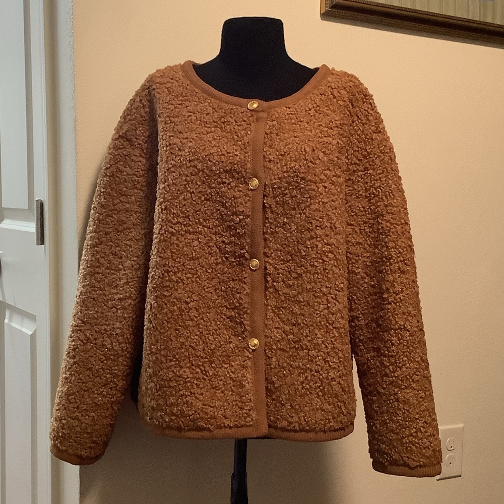 Pretty Garden NWT Women's size L faux fur camel jacket‎ cropped faux shearling